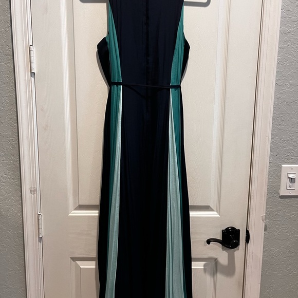 Elegant Navy and Teal Maxi Dress - Picture 2 of 6